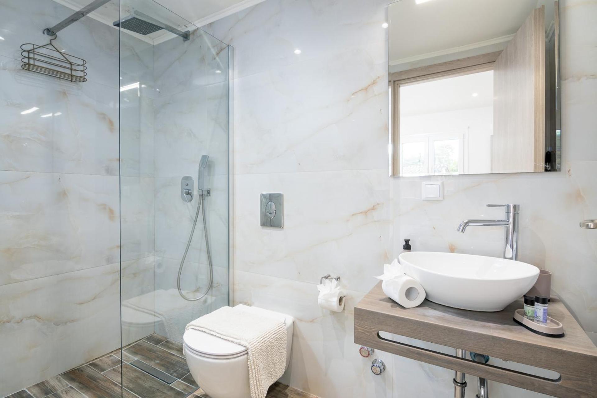 Windrose Apartments - Shared Pool Ipsos Luaran gambar